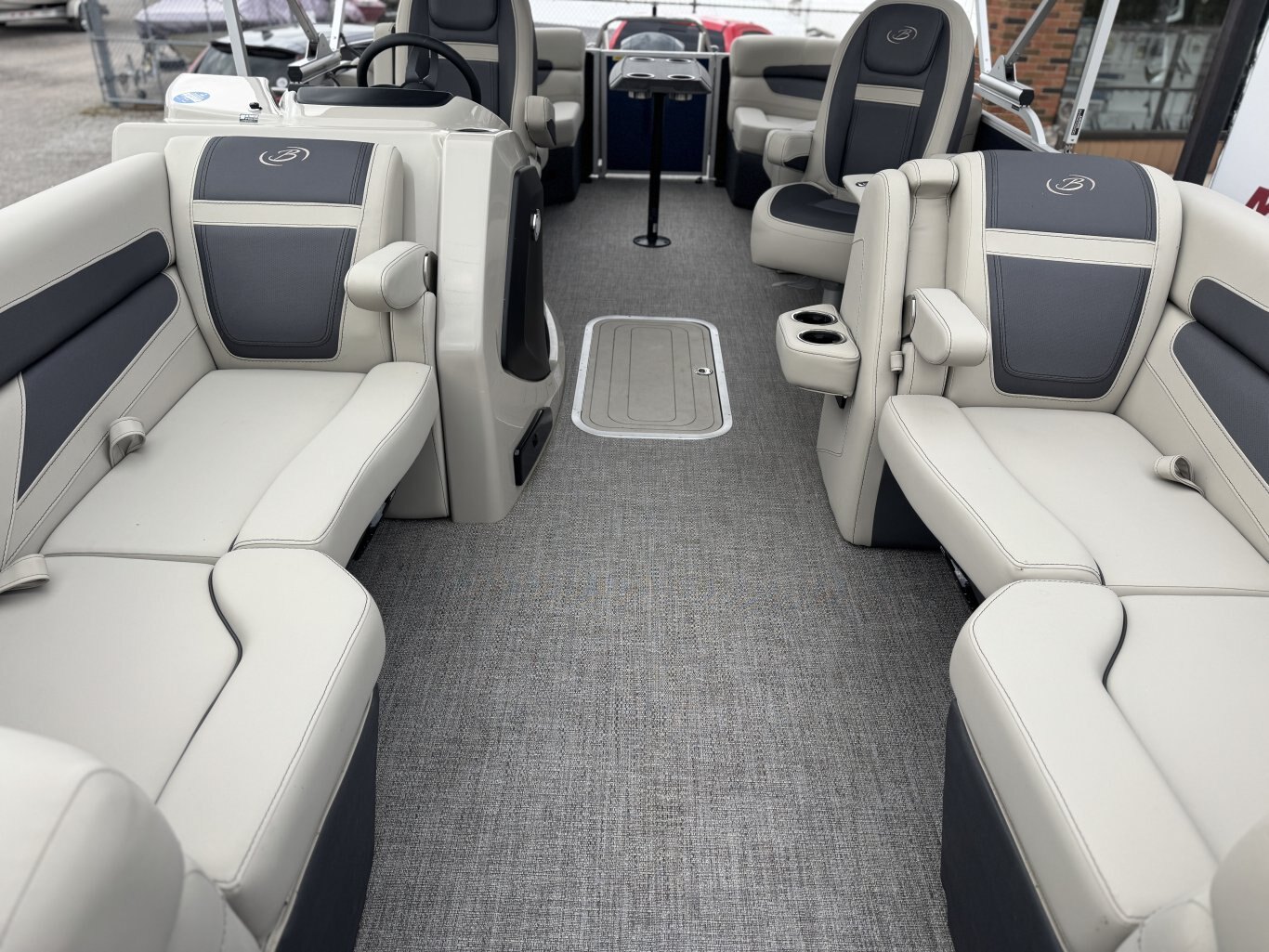 2023 Barletta Cabrio 20QC LOW HRS + NEW Trailer