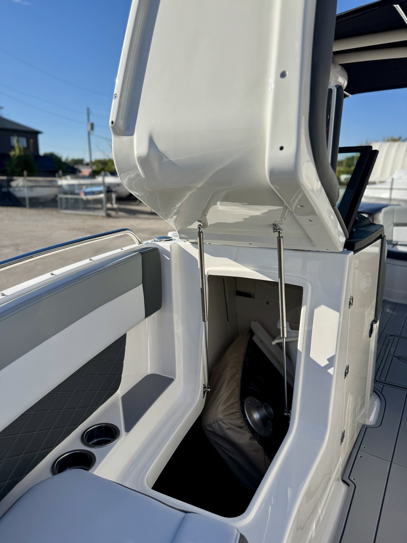 2026 Chaparral SSX 6