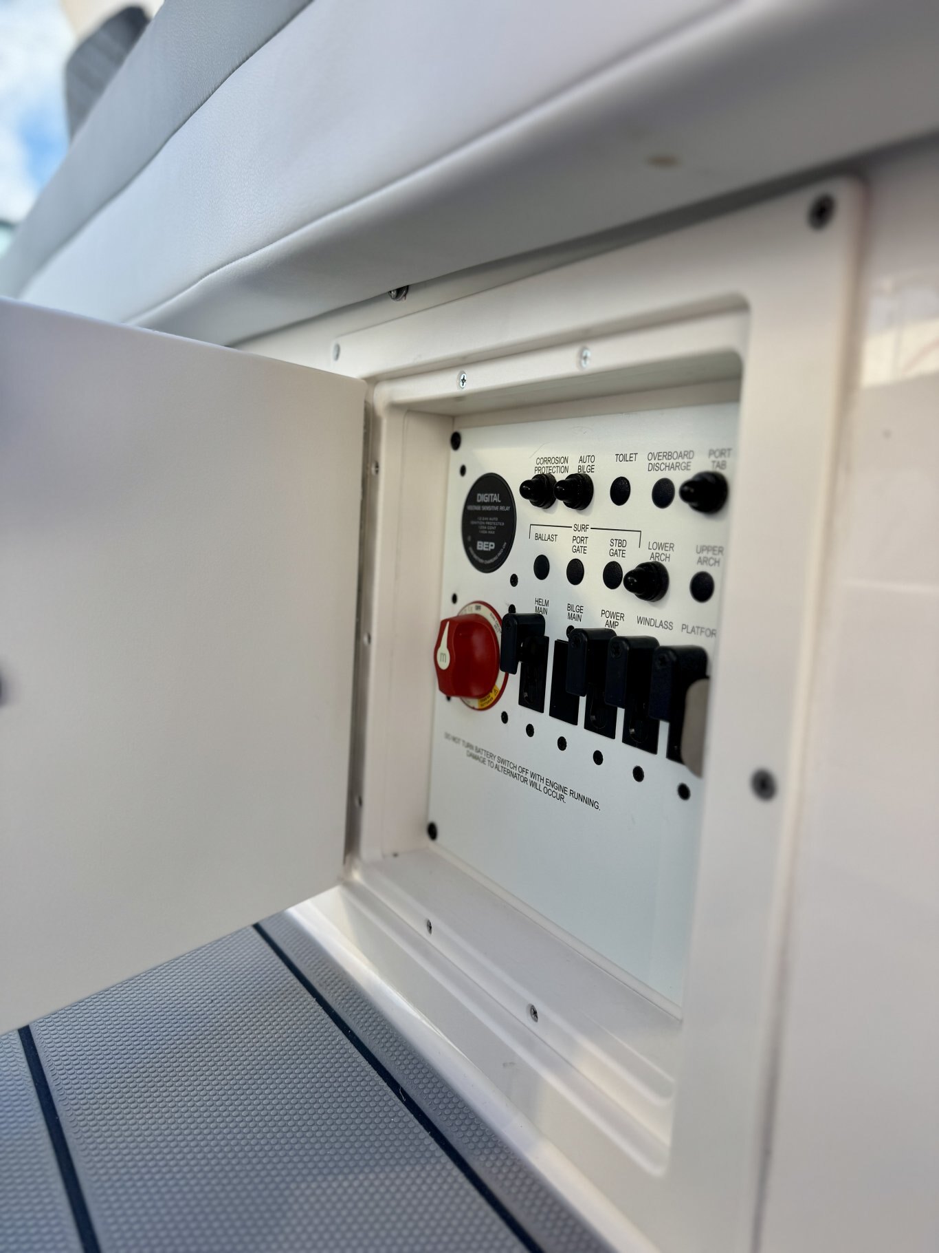 2026 Chaparral SSX 6