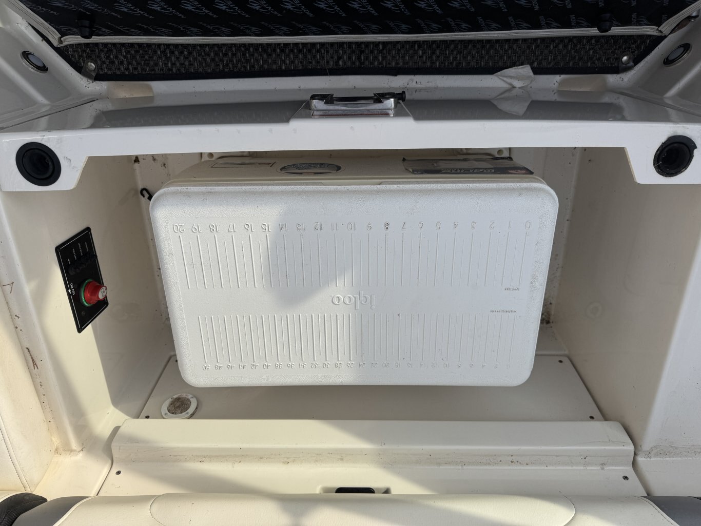 2014 Monterey 234 SS – Loaded, Excellent Condition, with Matching Trailer