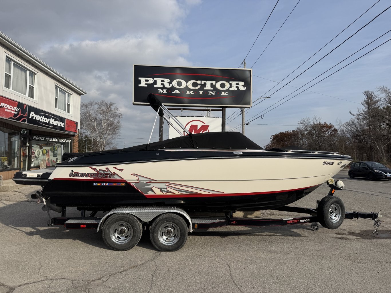 2014 Monterey 234 SS – Loaded, Excellent Condition, with Matching Trailer