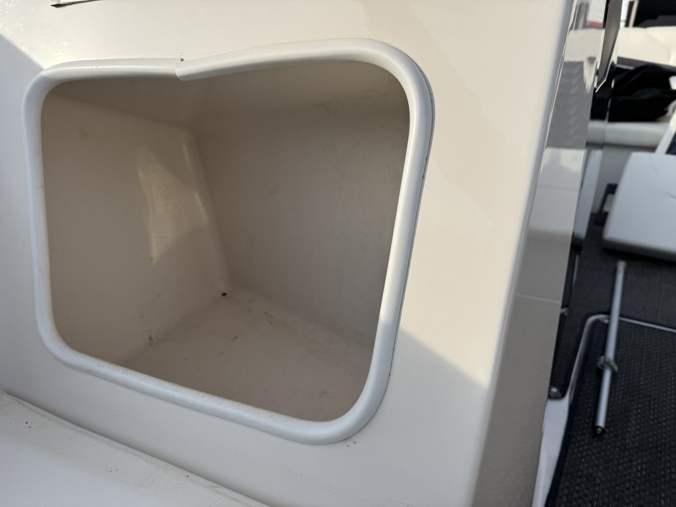 2014 Monterey 234 SS – Loaded, Excellent Condition, with Matching Trailer