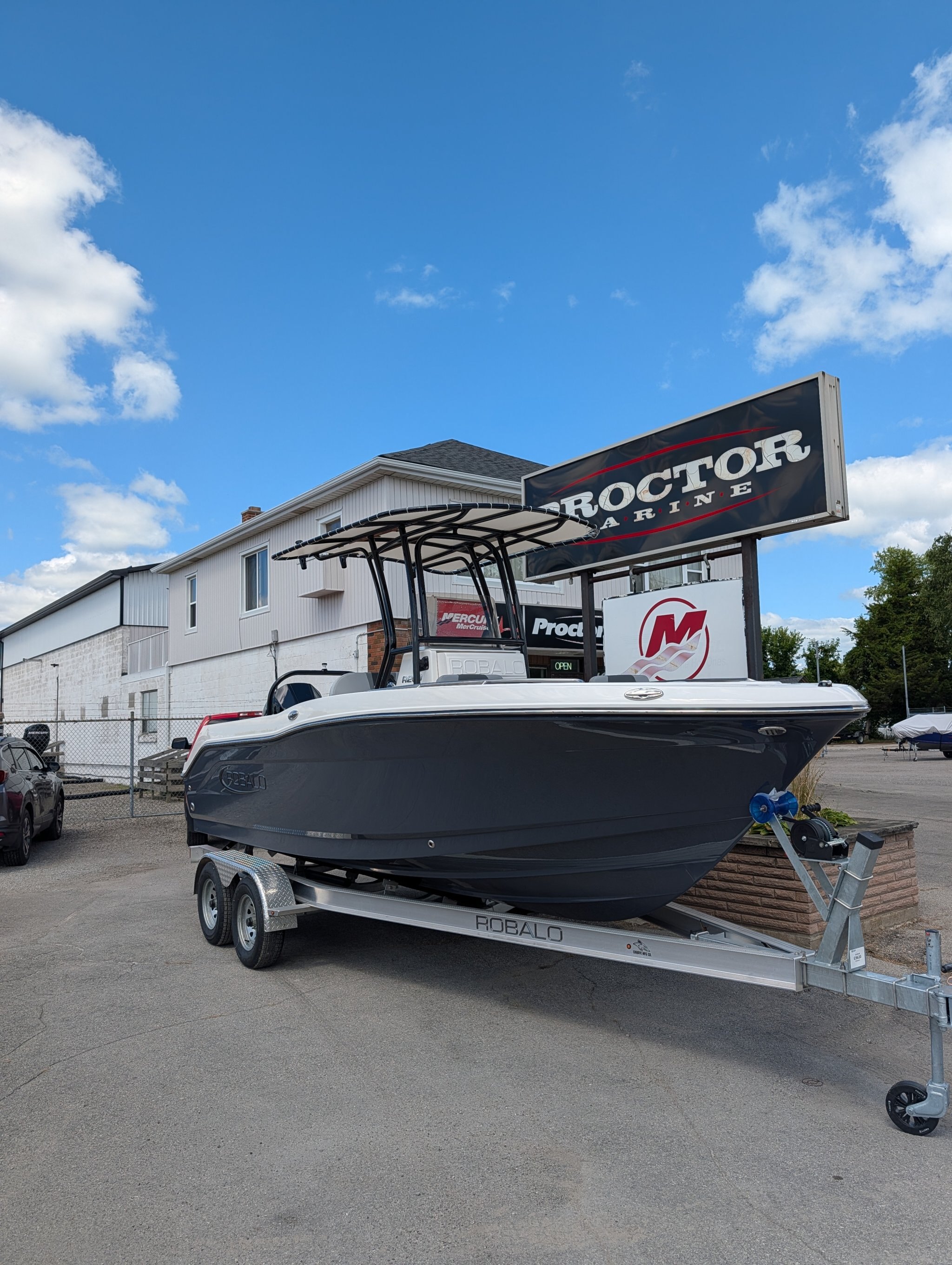 2026 ROBALO R200