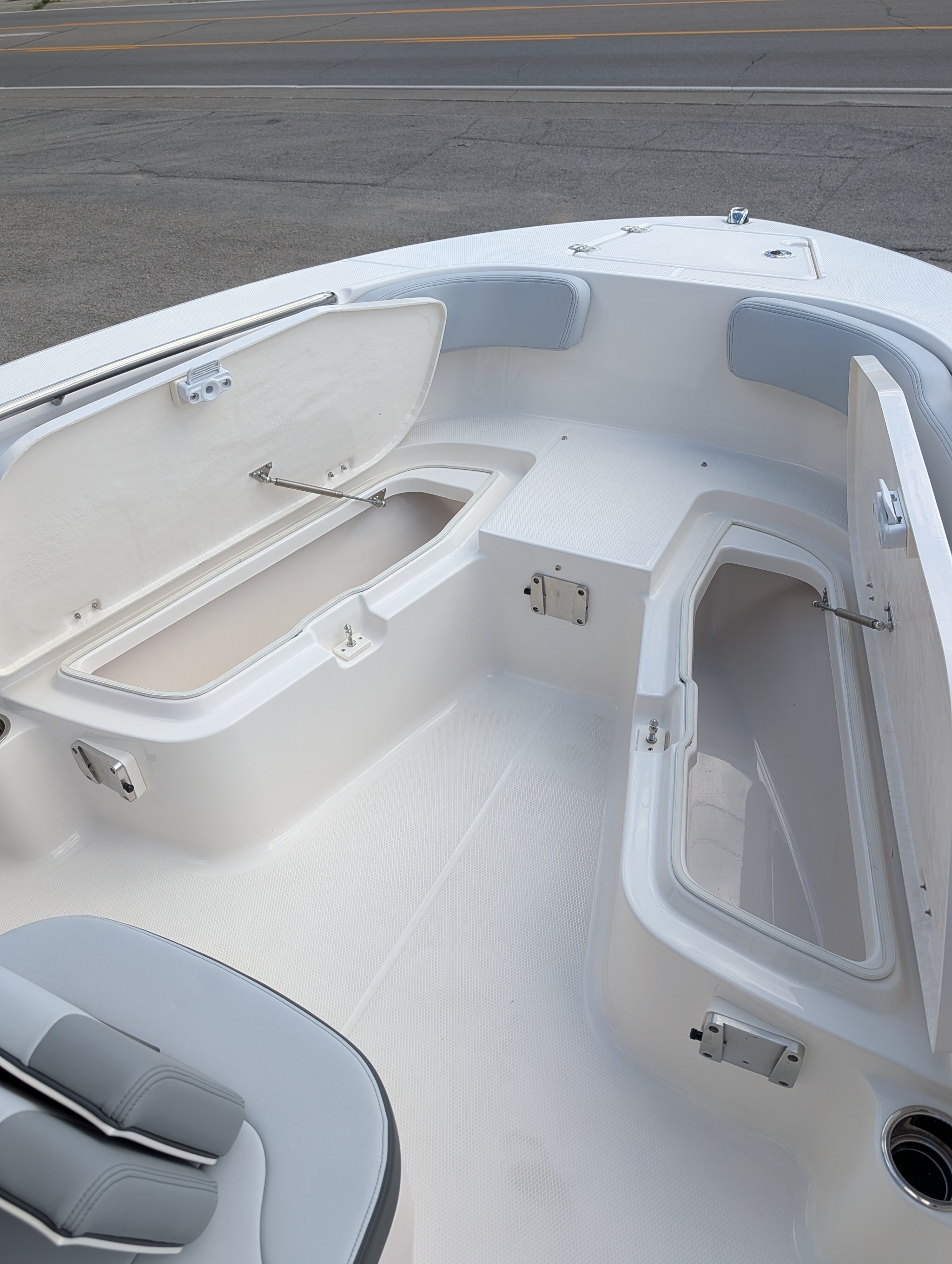 2026 ROBALO R200