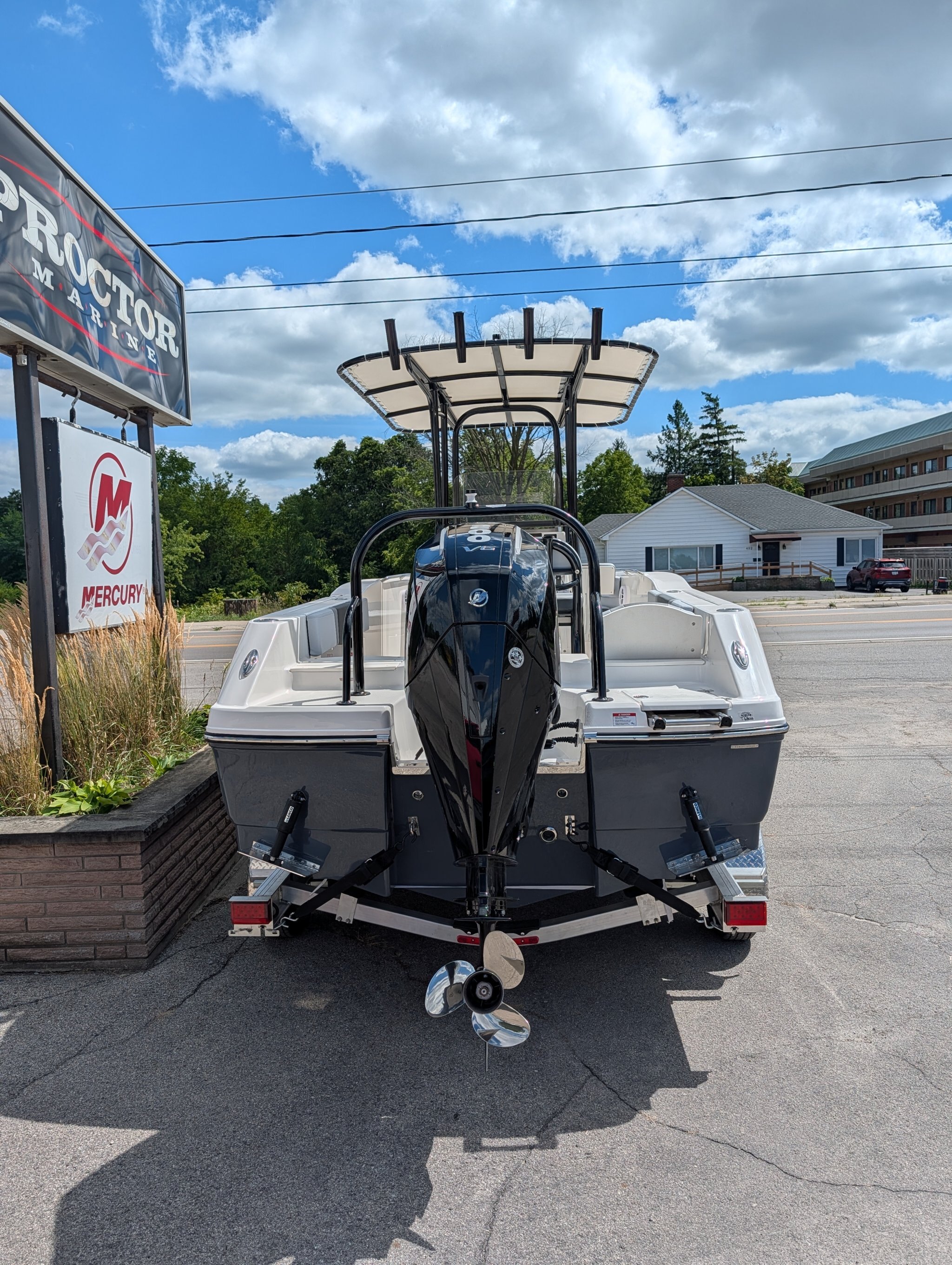 2026 ROBALO R200