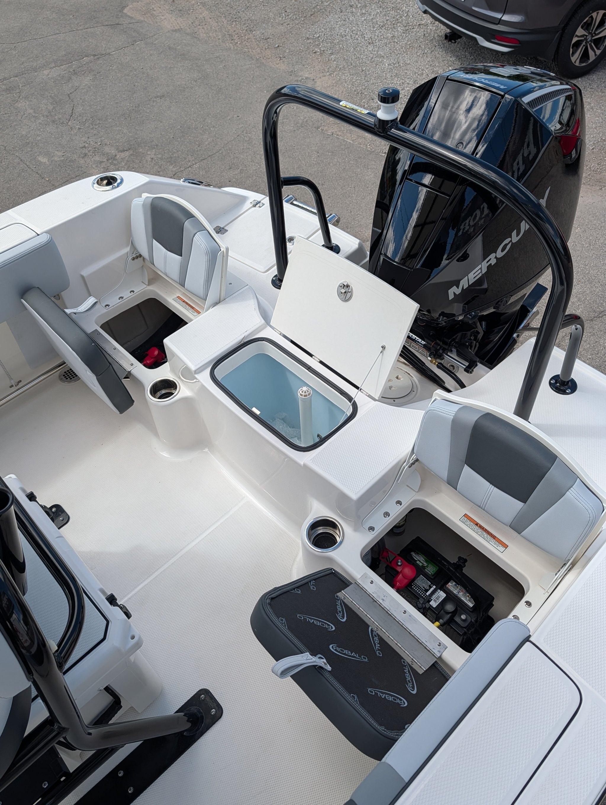 2026 ROBALO R200