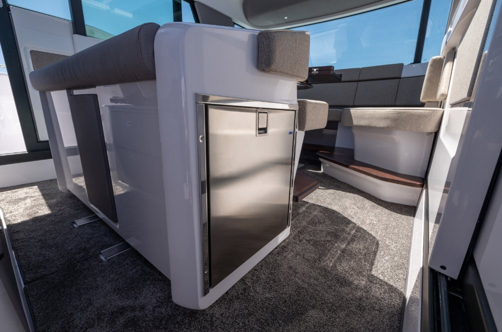 2024 Axopar 45 XC CROSS CABIN