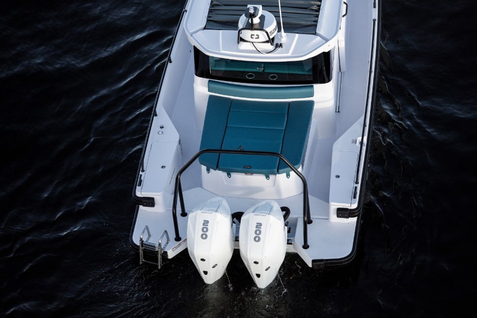 2022 Axopar 28 Cabin