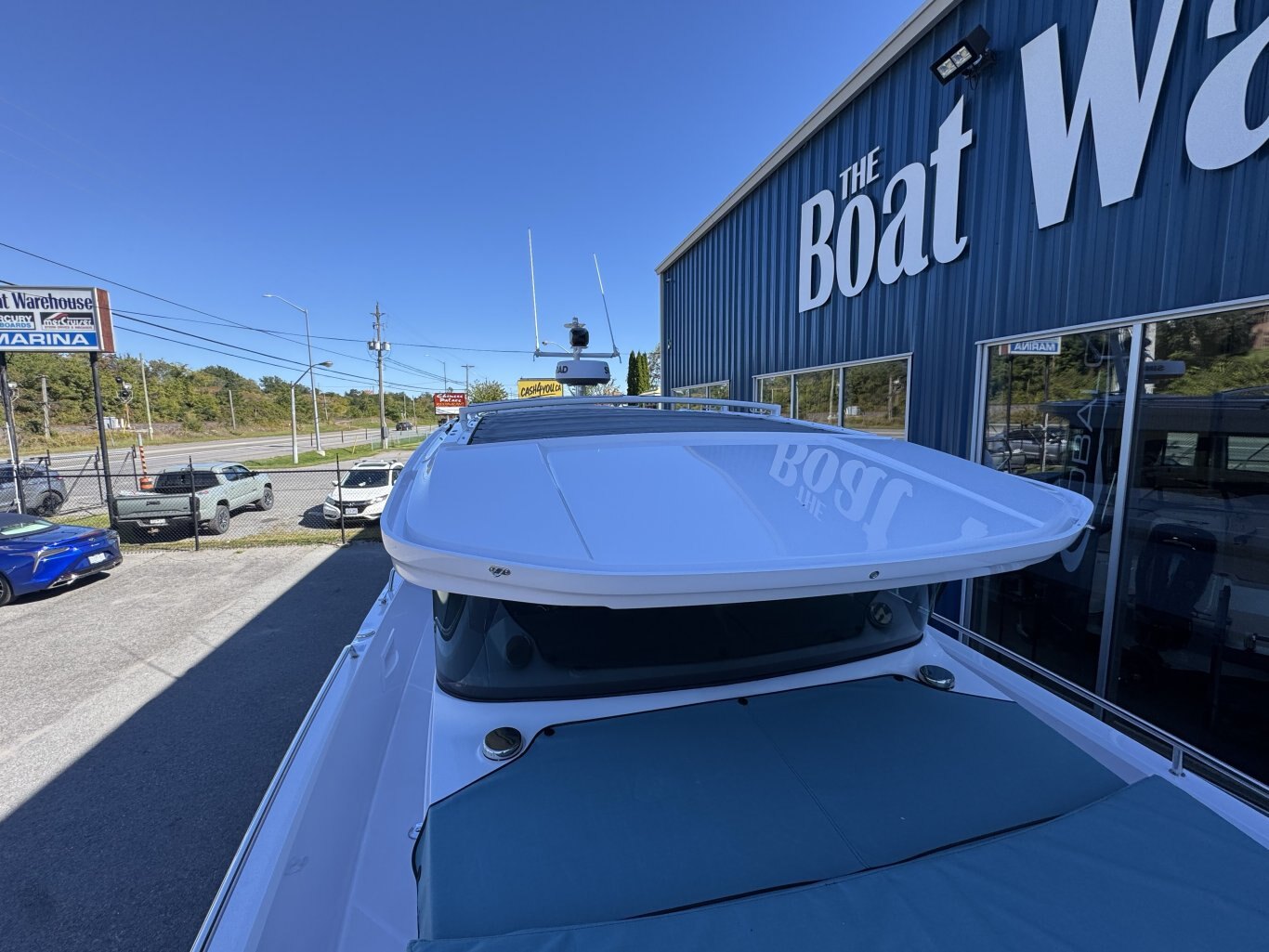 2025 Axopar 37 XC CROSS CABIN