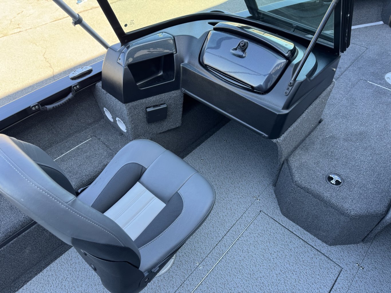 2025 Lowe Boats FM 1800 WT