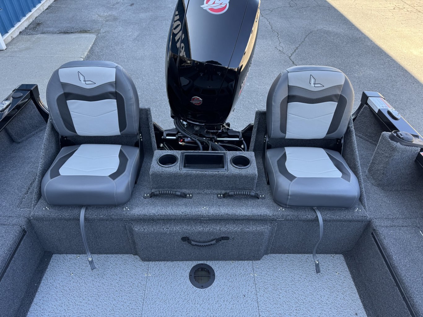 2025 Lowe Boats FM 1800 WT