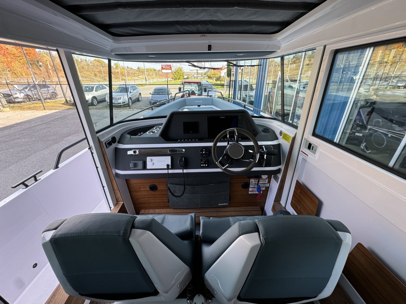 2024 Axopar 28 Cabin NO LUX TAX