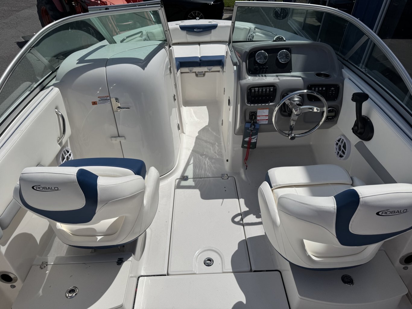 2025 ROBALO R207
