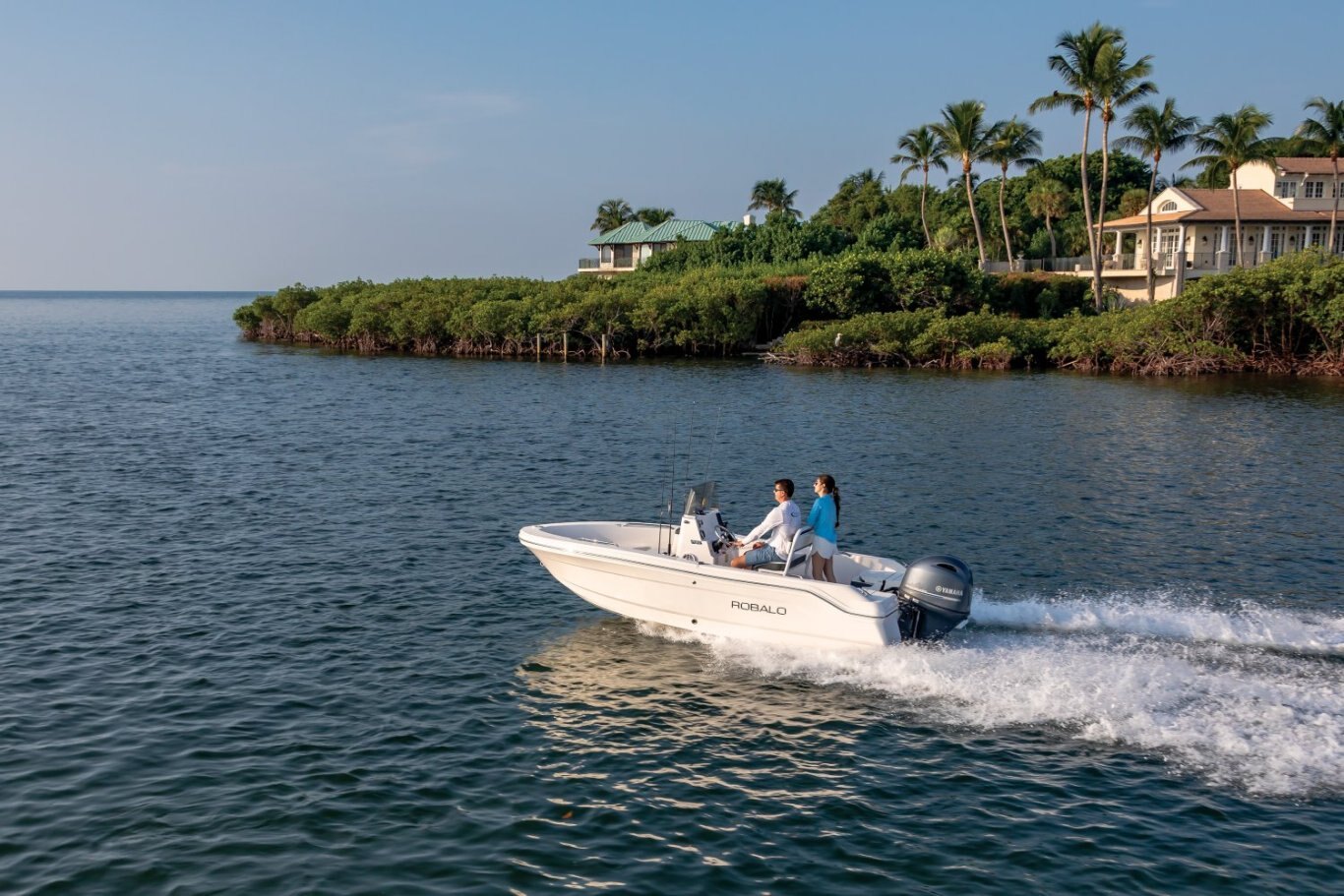 2025 Robalo R160