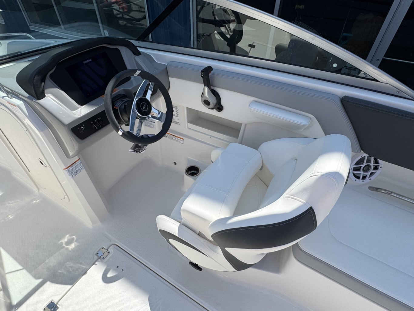 2025 Chaparral 23 SSi Sport OB