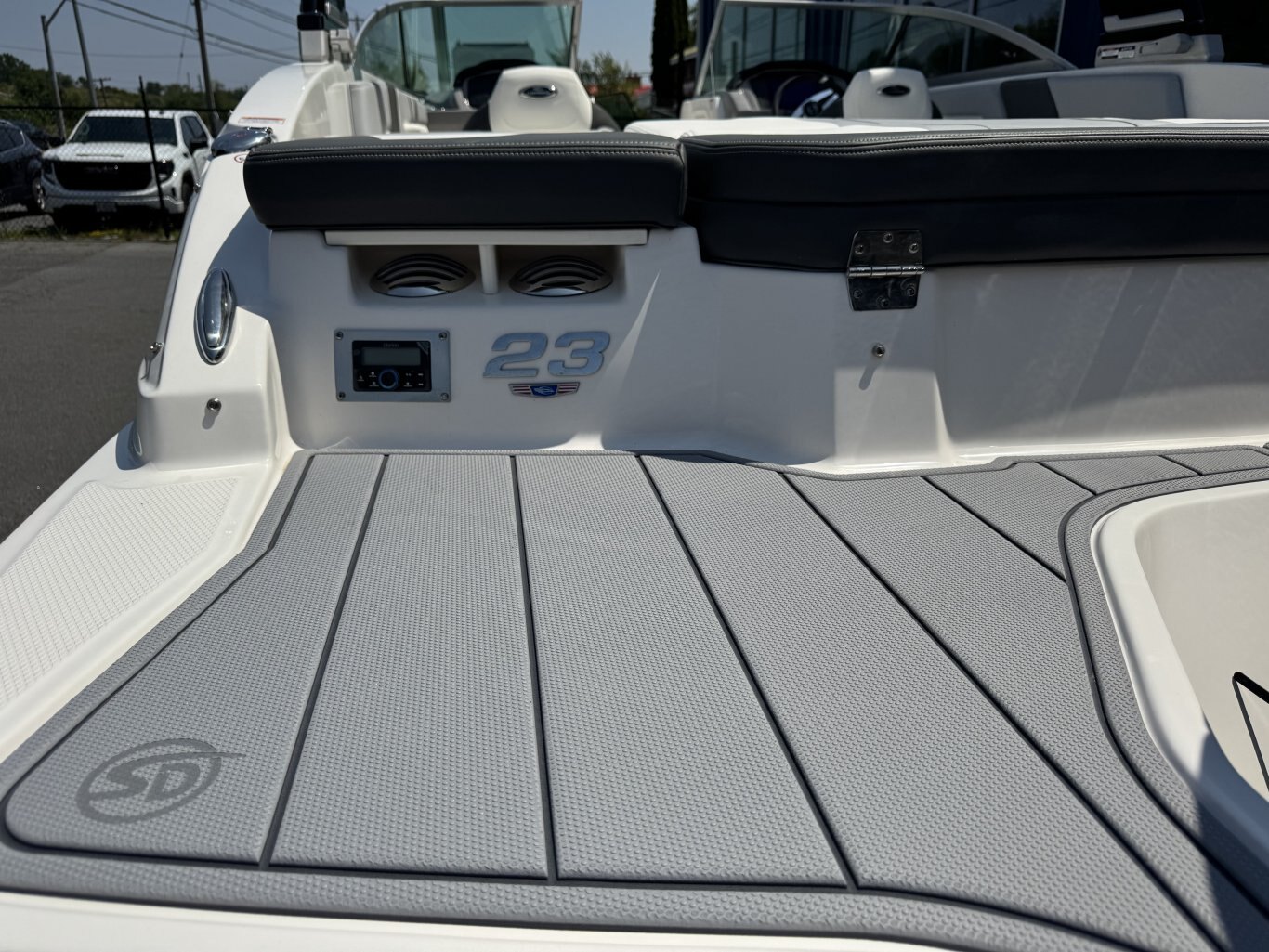 2025 Chaparral 23 SSi Sport OB