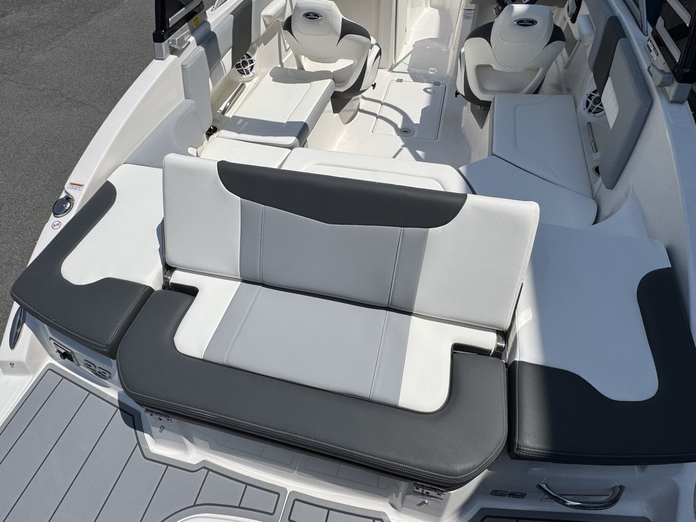 2025 Chaparral 23 SSi Sport OB