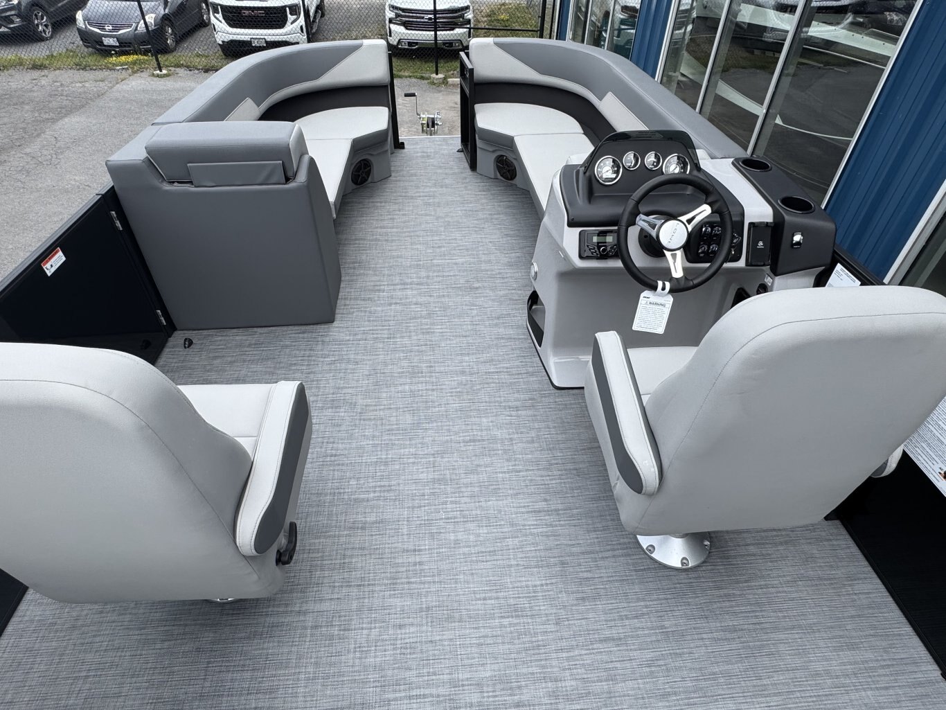 2025 Lowe Boats LS 210
