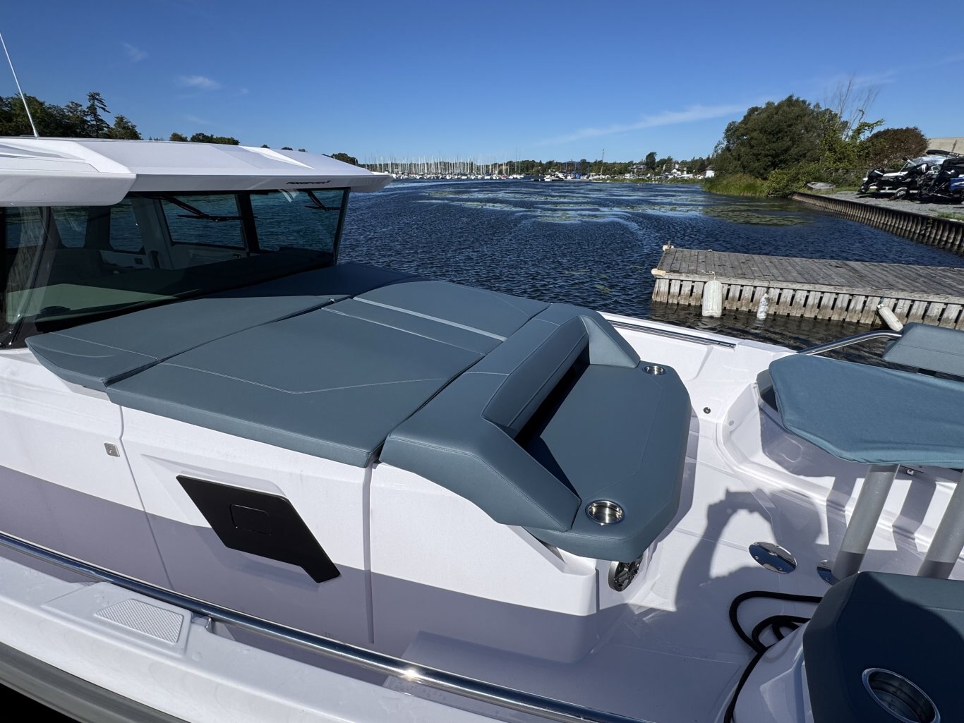 2026 Axopar 38 XC