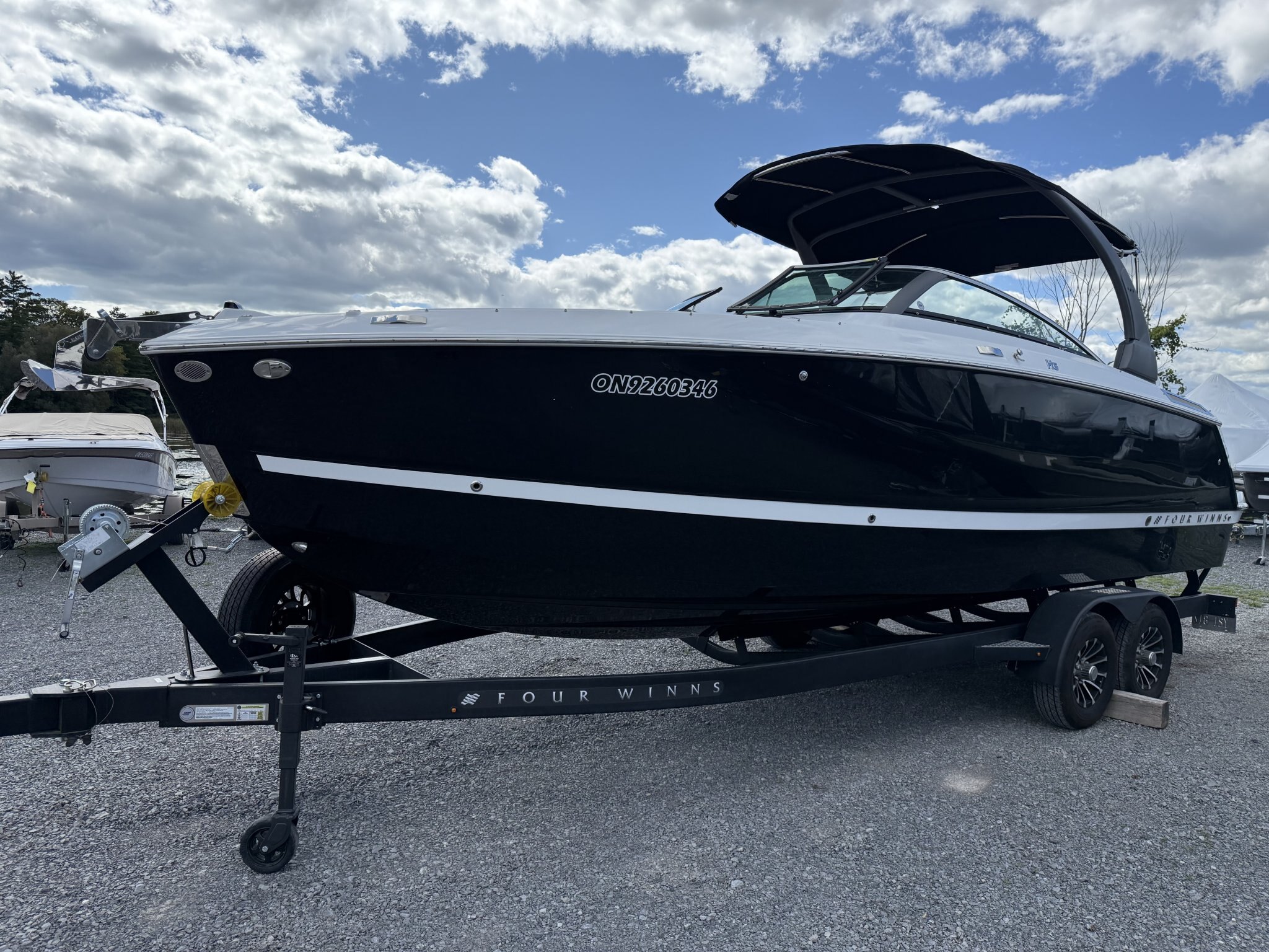 2024 Four Winns H6