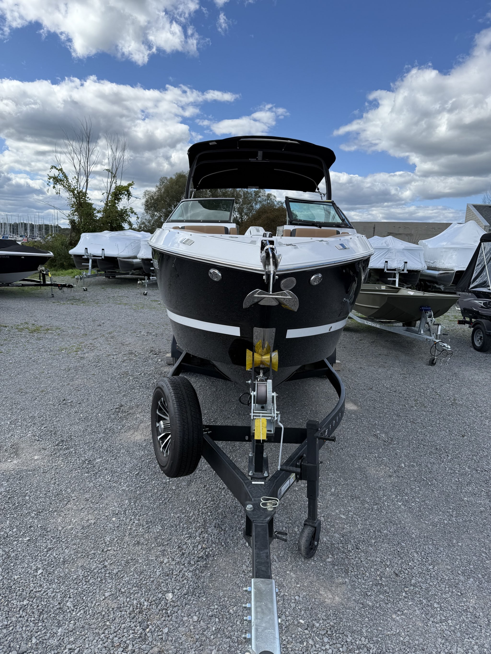 2024 Four Winns H6