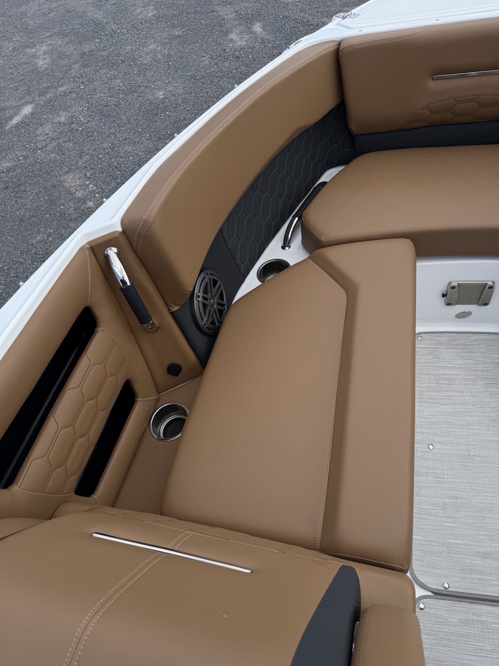 2024 Four Winns H6