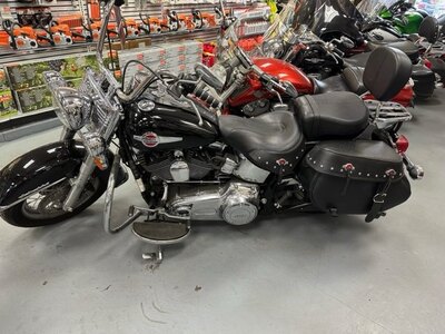 2017 HARLEY DAVIDSON HERITAGE CLASSIC