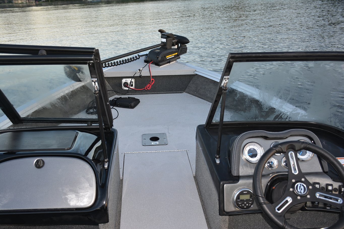 2022 Smoker Craft Pro Angler XL 162