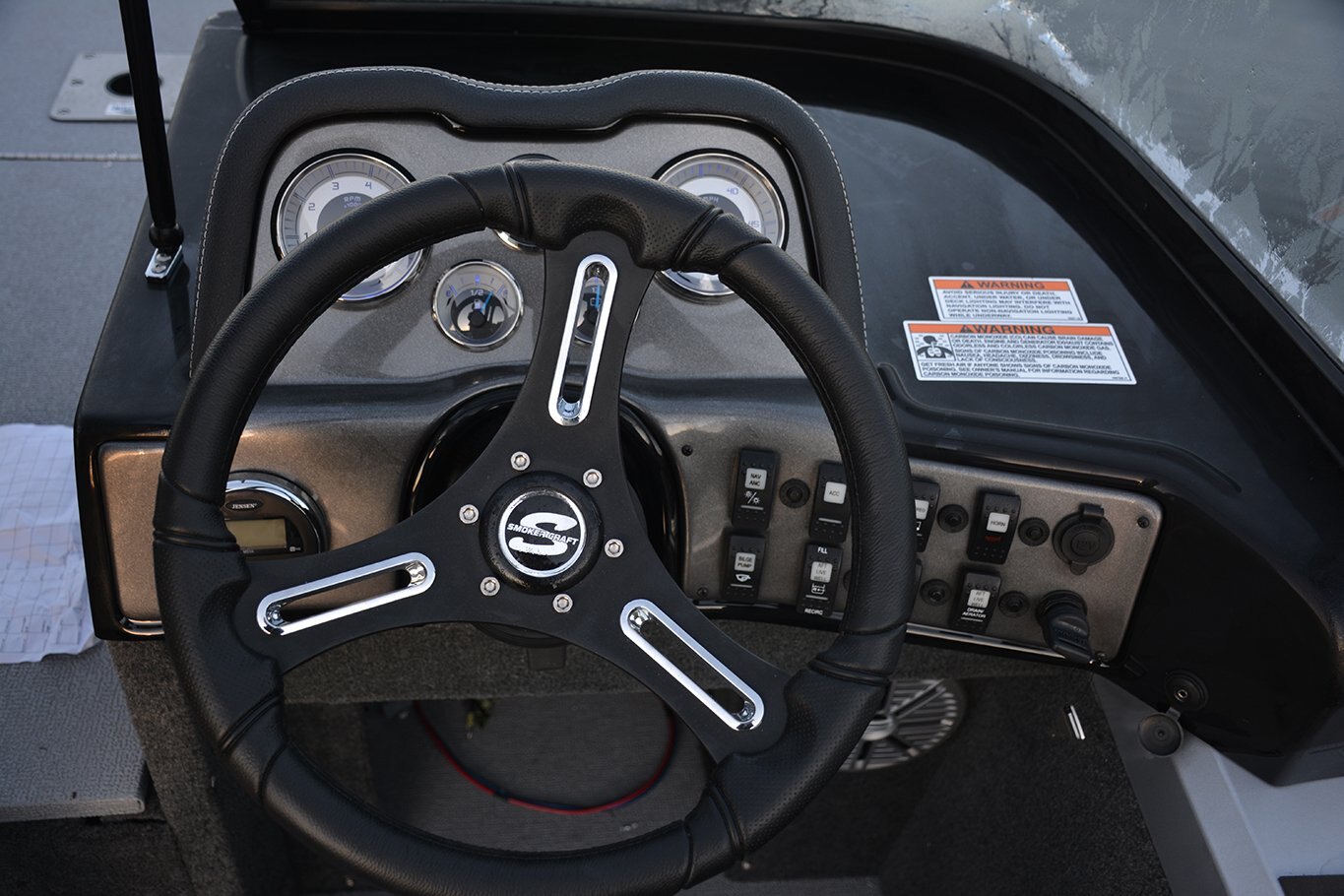 2022 Smoker Craft Pro Angler XL 162