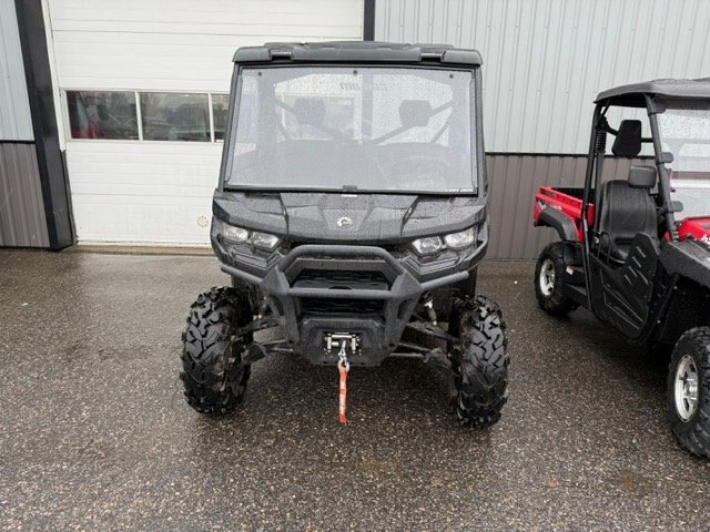 2023 CAN AM DEFENDER HD 10 LOW LOW KM's!!!! Freshly traded!!!