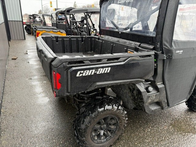 2023 CAN AM DEFENDER HD 10 LOW LOW KM's!!!! Freshly traded!!!