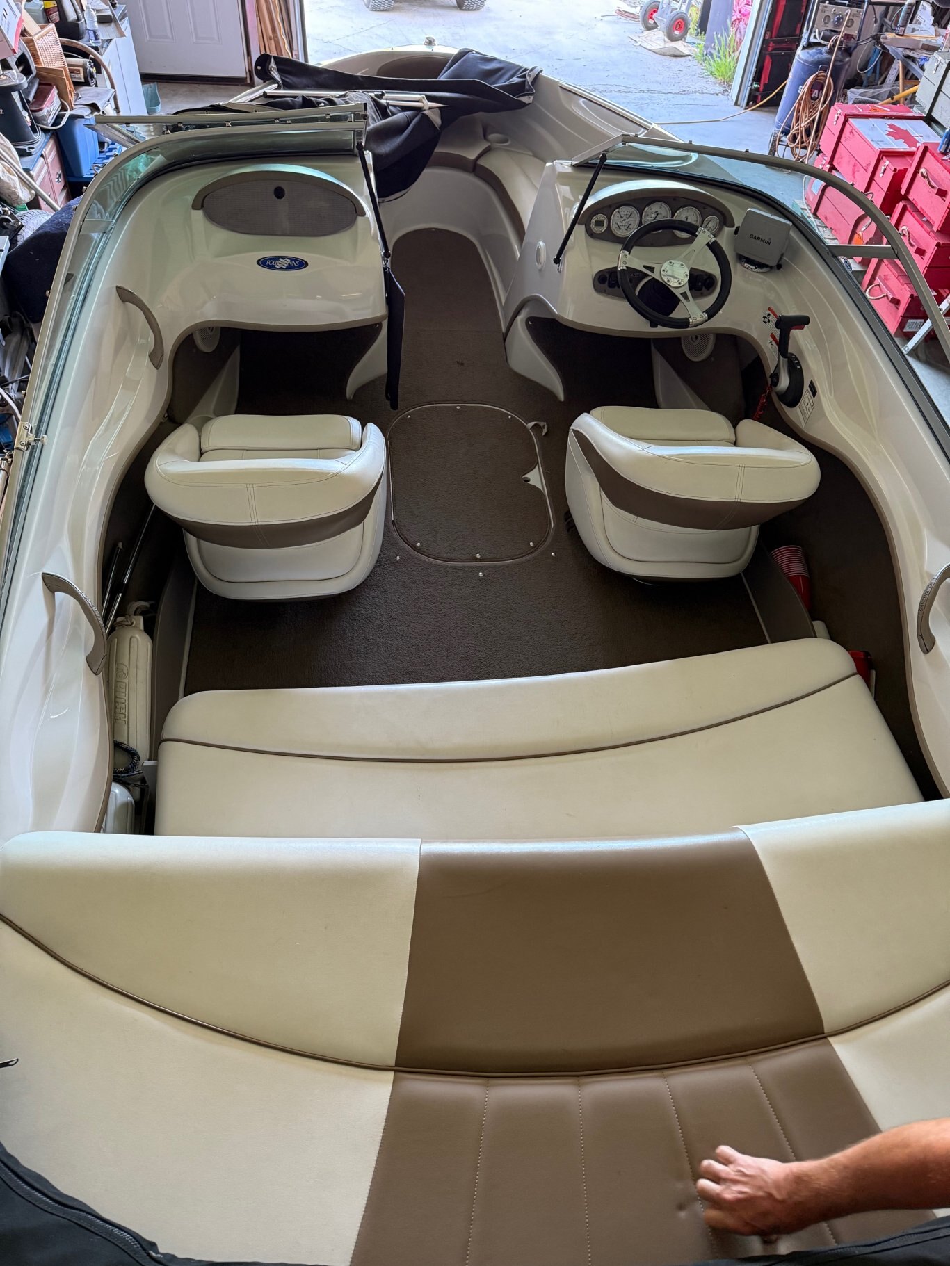 2008 FourWinns H190 Gently Used Very Low Hours for the year,