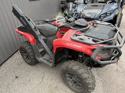 2024 Can Am Outlander DPS 700 - LOW KMS