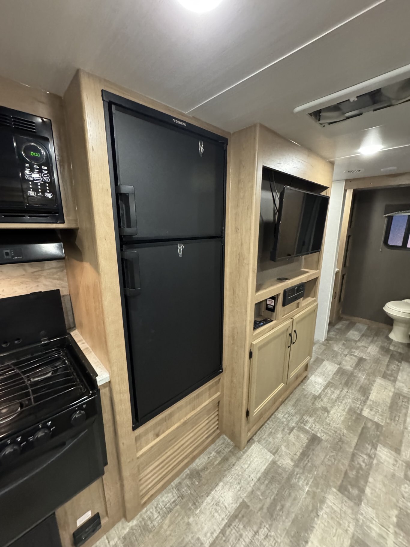 2020 Winnebago Minnie 2701RBS