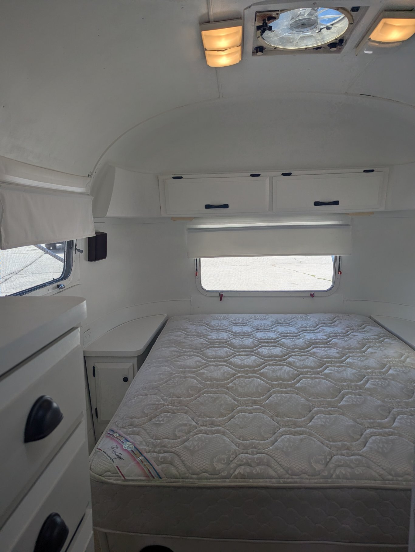 1990 Airstream Excella 34F