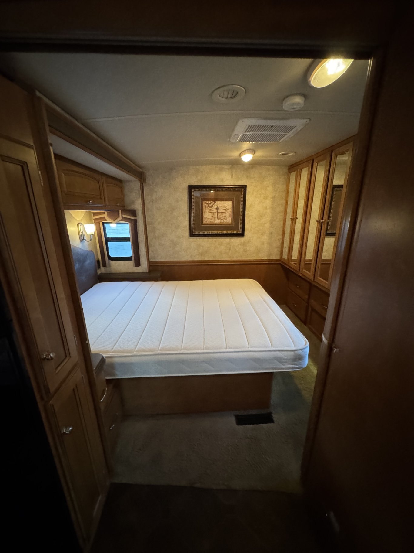 2012 Winnebago Sightseer