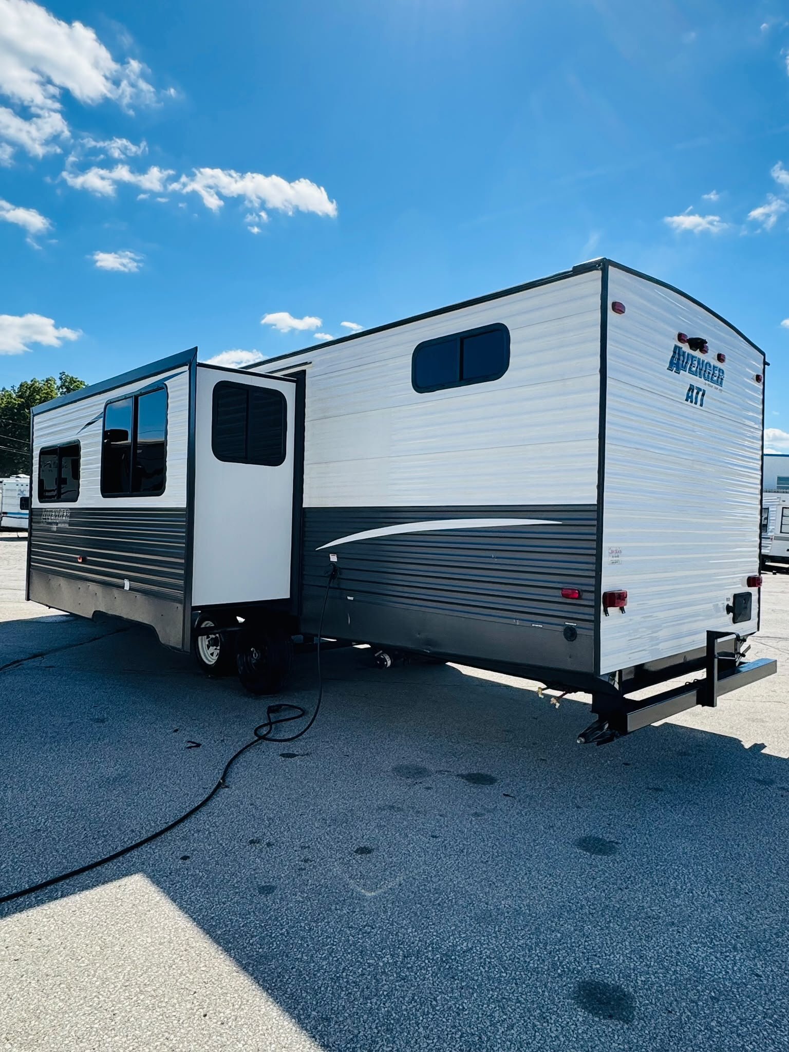 2019 FOREST RIVER AVENGER 29RBS