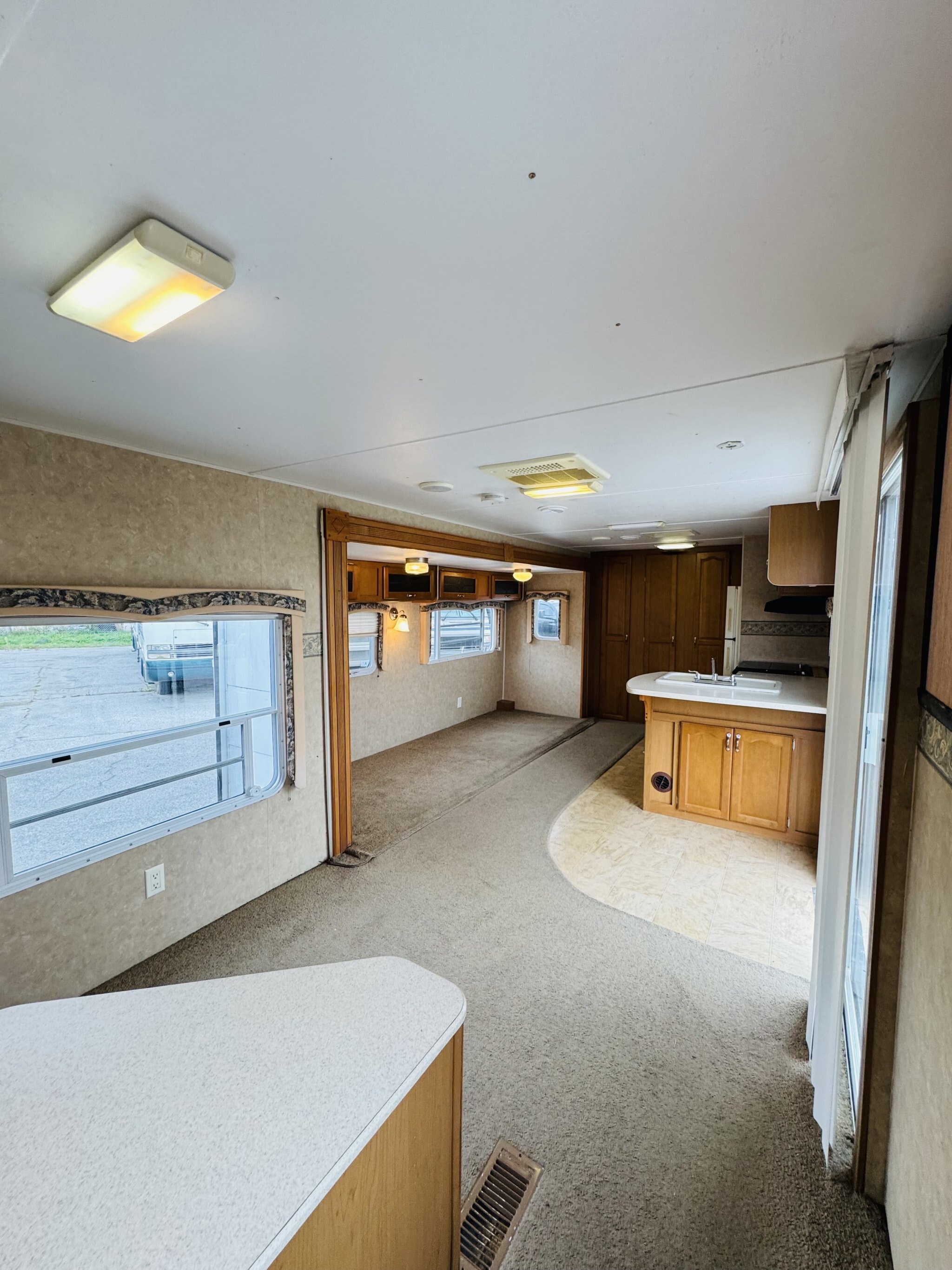2006 CONQUEST C38DLS