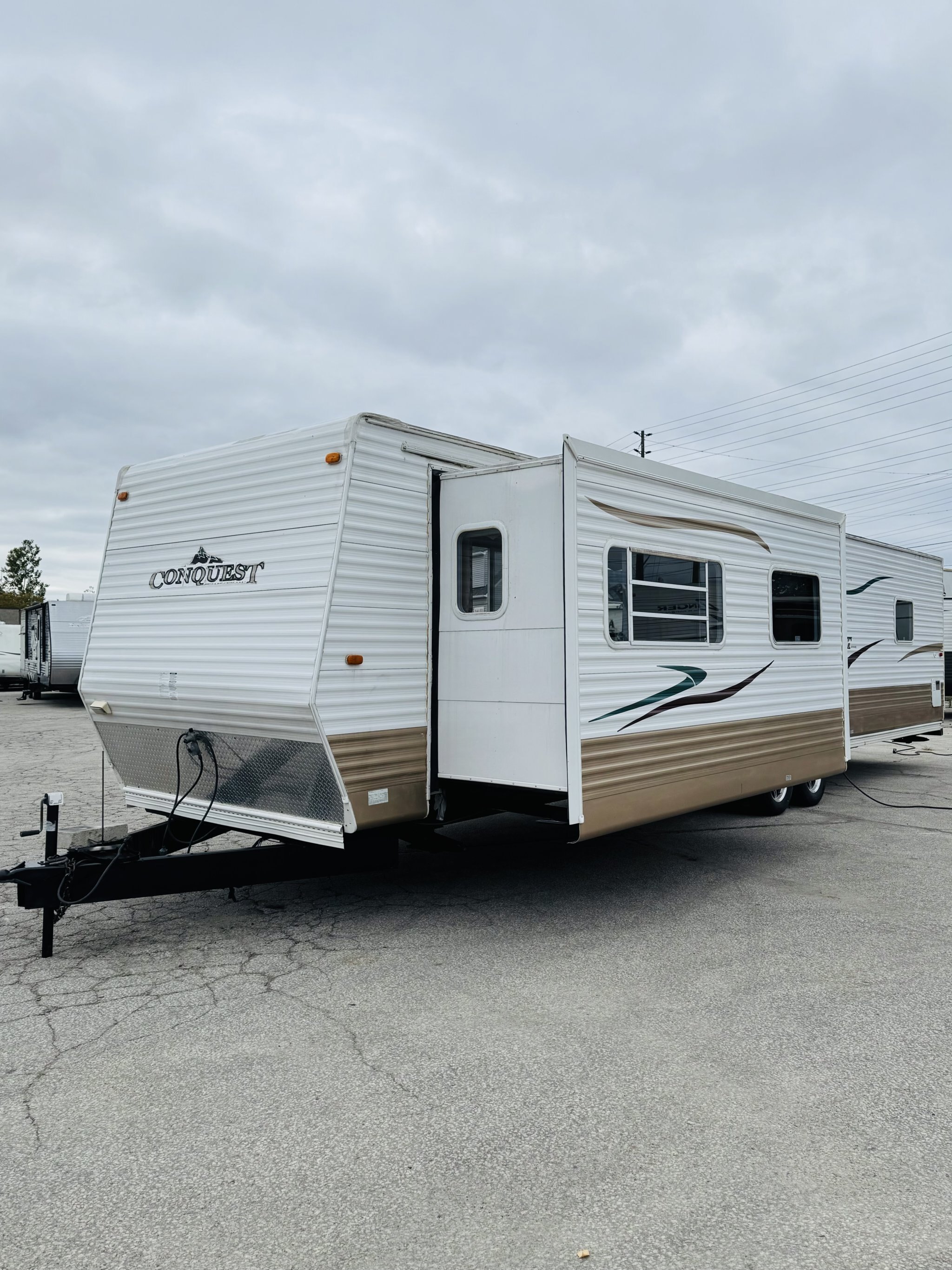 2006 CONQUEST C38DLS