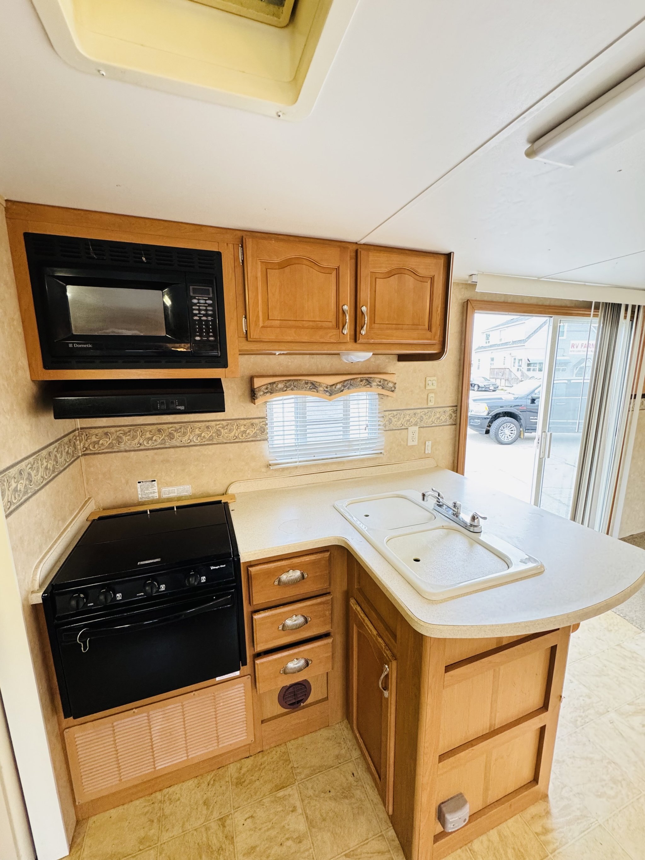 2006 CONQUEST C38DLS