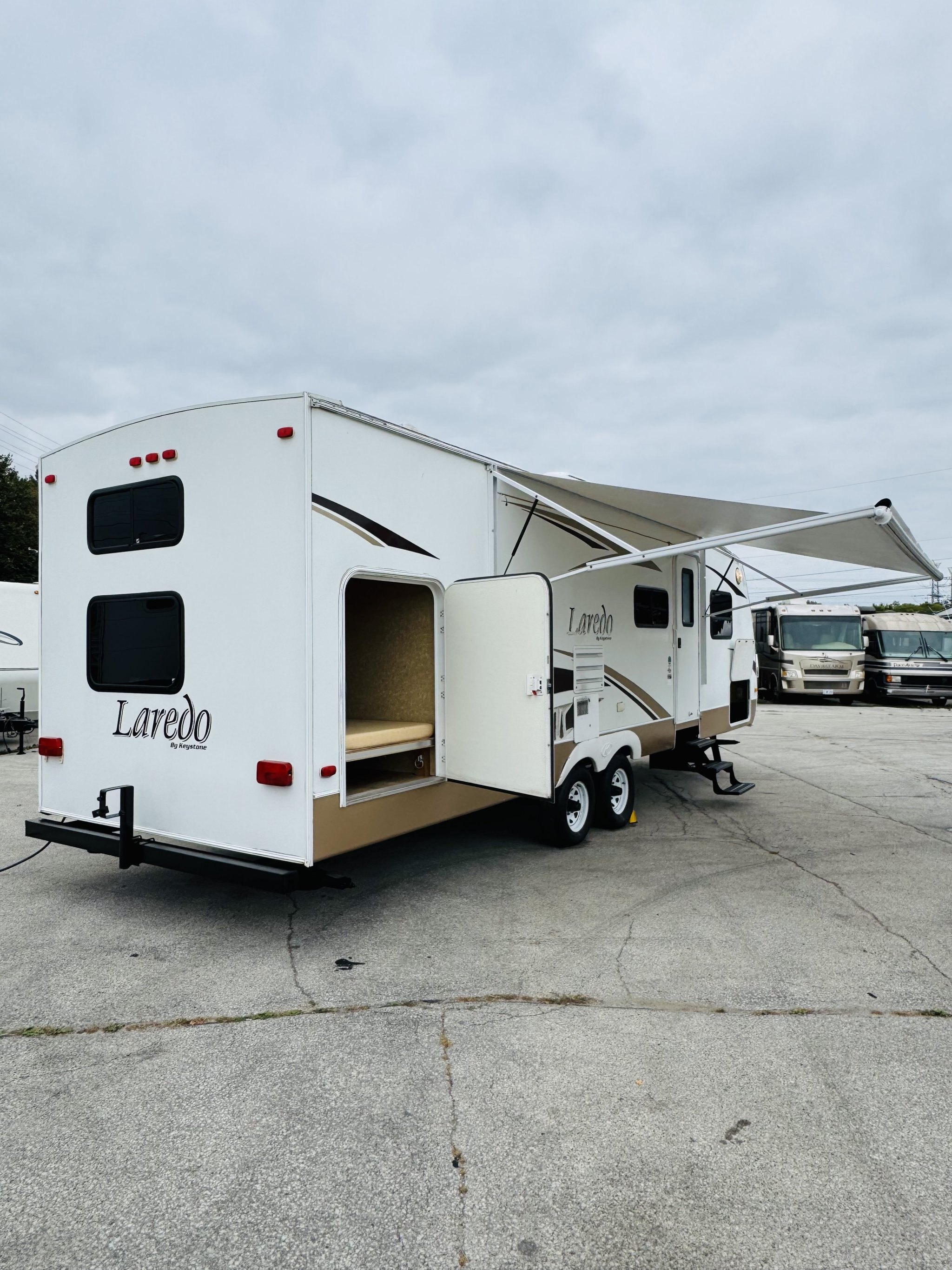 2008 KEYSTONE LAREDO 284BH