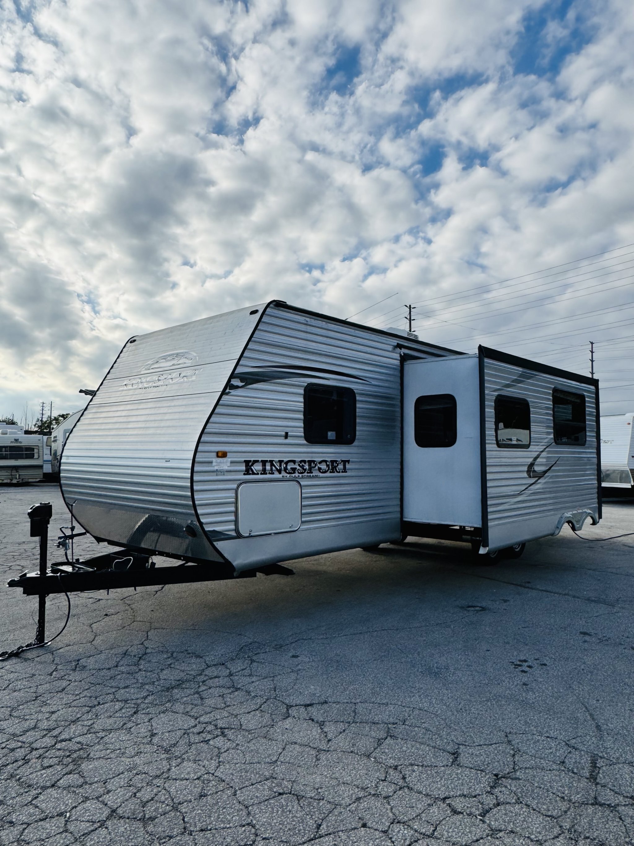 2013 GULFSTREAM KINGSPORT 301TB