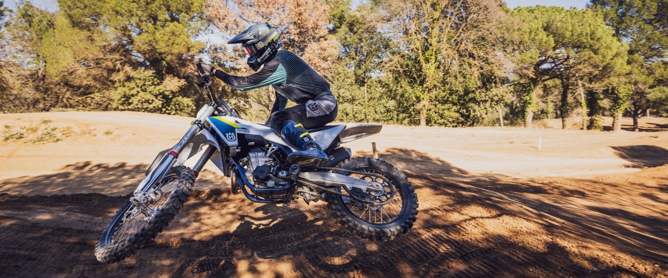 2025 Husqvarna FC 350 THE CROSSER OF CHOICE