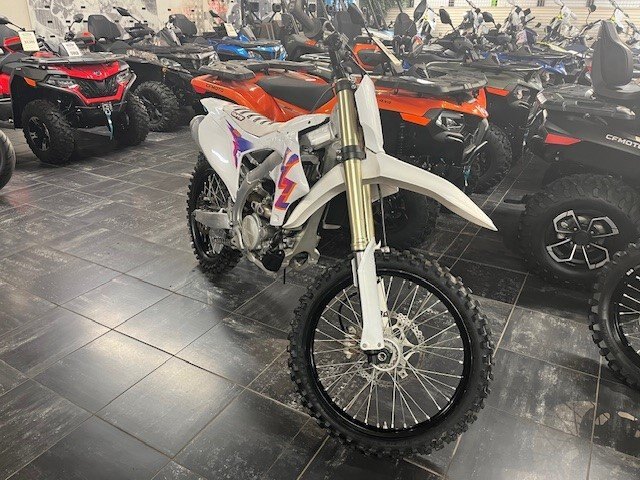 2024 Yamaha YZ250F Anniversary White CLEAN CROSSER $6999 PLUS HST