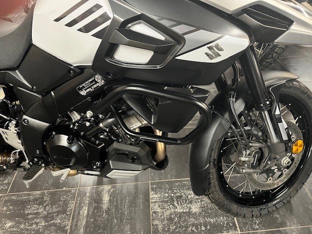 2018 VSTROM 1000 XT ECONOMICAL ADVENTURE TOURING FULLY CERTIFIED SPRING LAYAWAY $8599 PLUS HST