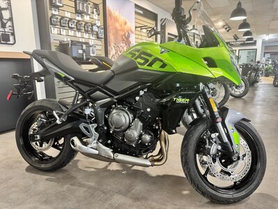 2025 Triumph Tiger 900 GT PRO GRAPHITE / SAPPHIRE BLACK OUR MOST POPULAR ADVENTURE MODELS LOADED WITH FEATURES LAST ONE SPRING LAYAWAY