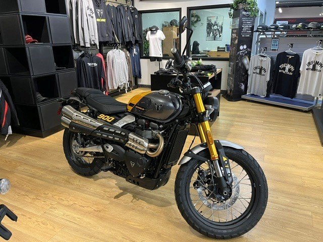 2026 Triumph Scrambler 900 Mineral grey CLASSIC FACTORY REBATES, SALE PRICING, LOW RATE FINANCING AVAILABLE CONTACT FOR DETAILS