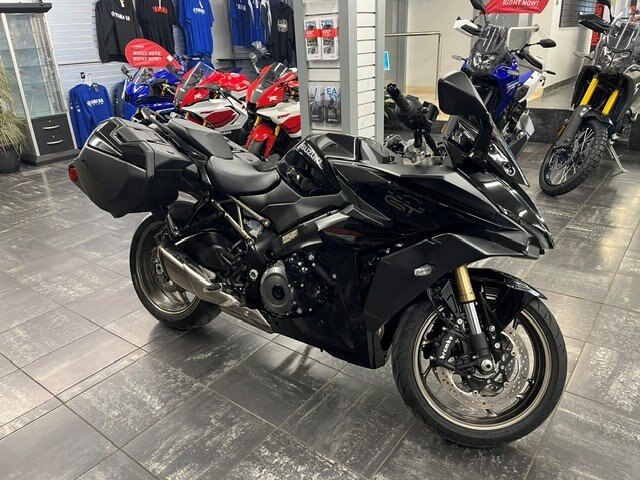 2024 Suzuki GSX S1000GTA Glass Sparkle Black SPORT TOUR CERTIFIED READY TO RIDE $13499 PLUS HST