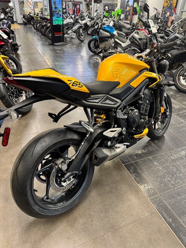 2026 Triumph STREET TRIPLE 765 RS Cosmic Yellow HOTTEST MID SIZE NAKED EARLY 2026 FOR FUN FALL RIDING