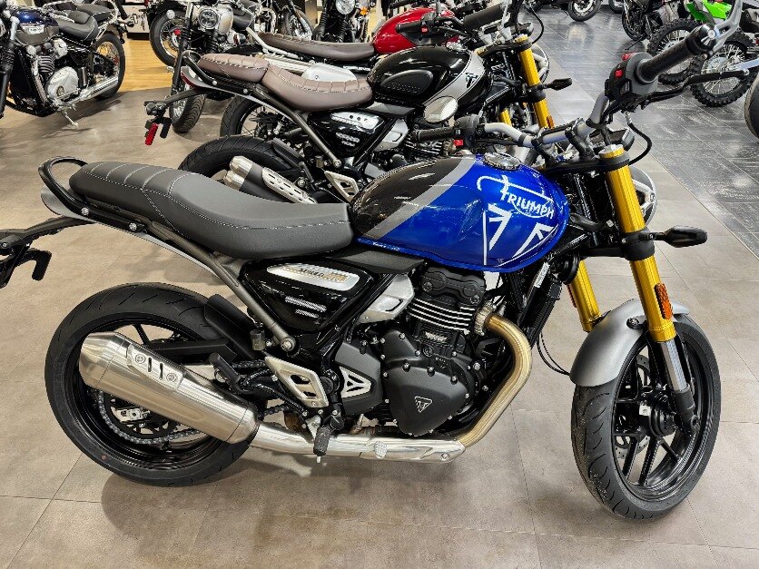 2025 Triumph SPEED 400 Caspian Blue / Storm Grey LIGHTWEIGHT CLASSIC FUN!!!